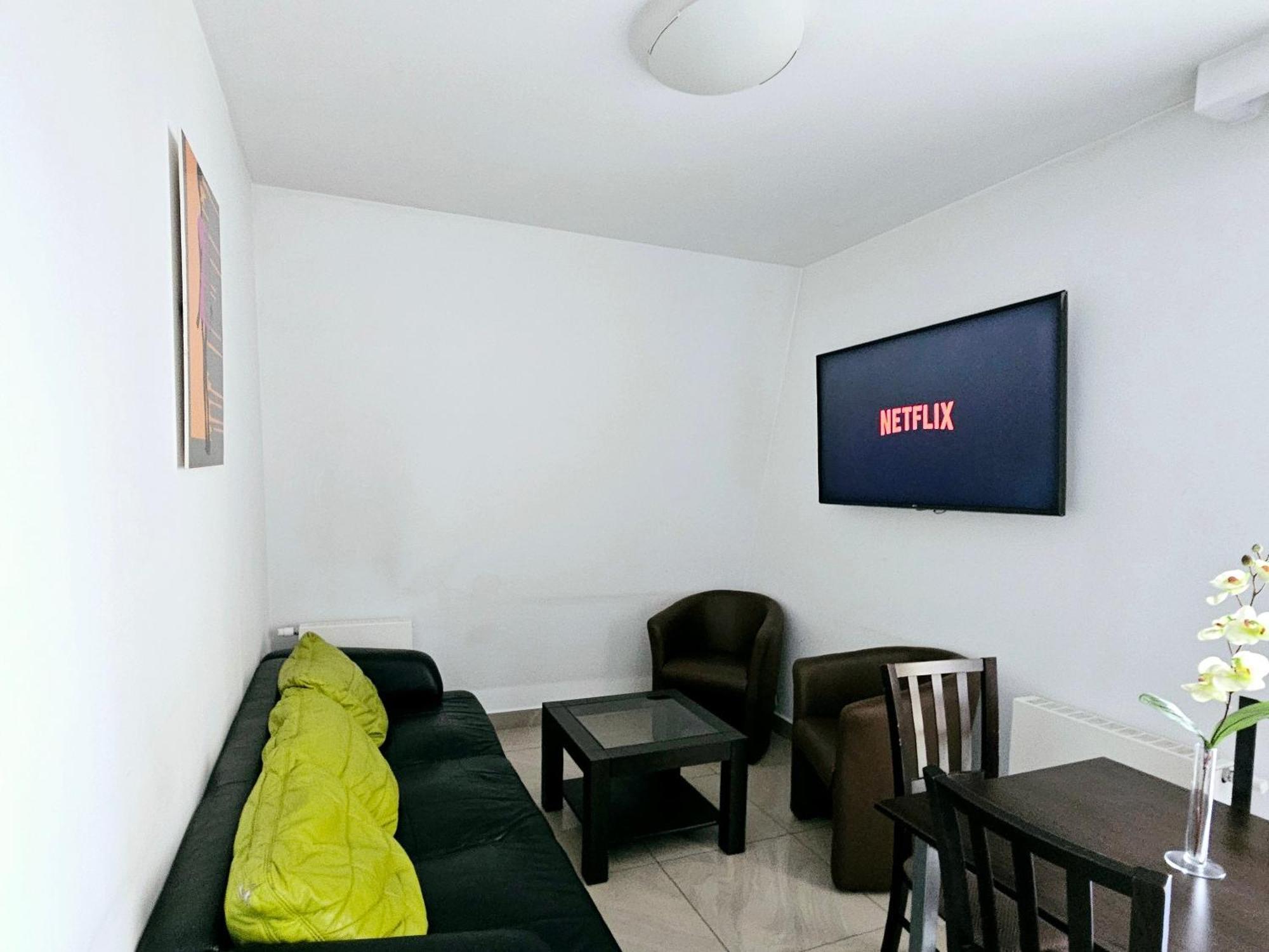 Apartament Quiet Lägenhet Kraków Exteriör bild